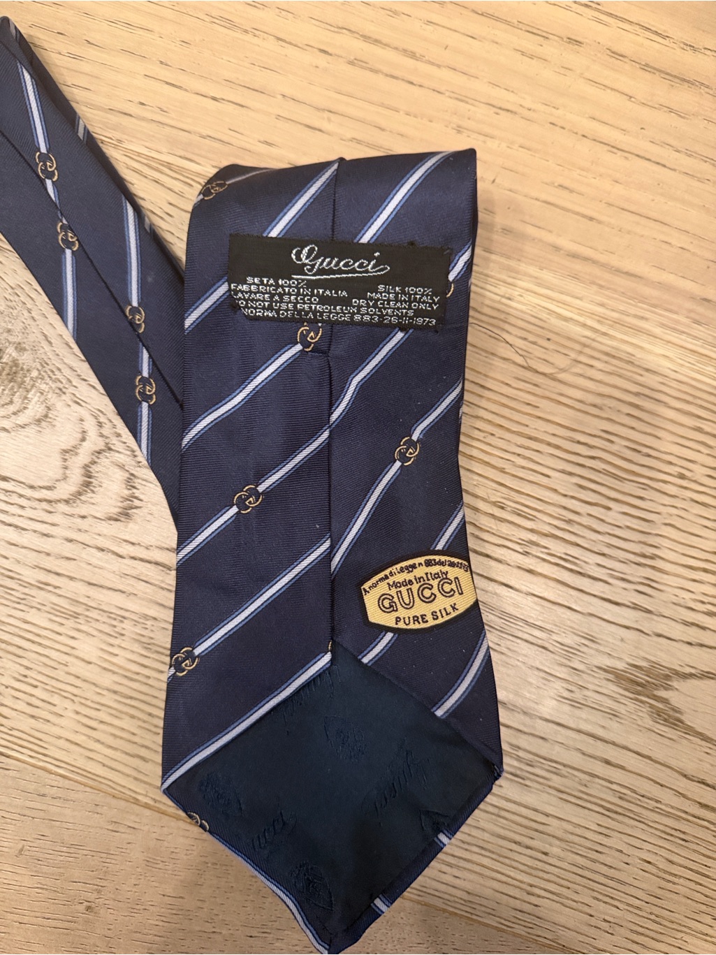 Vintage Gucci Navy Blue Silk Diagonal Stripe Tie With Gg Motif